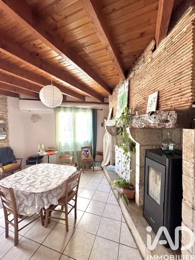 Maison de village à Sauzet (46140)