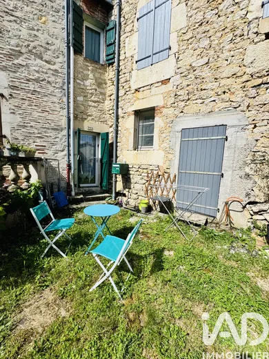 Maison de village à Sauzet (46140)