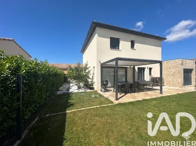 Traditional house in Laudun-l'Ardoise (30290)