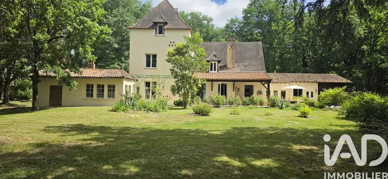 Maison 8 pièces 239 m² · à Pomport · 239,4 m² · 480 000 €