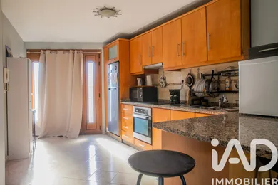 Immeuble à Stains (93240)