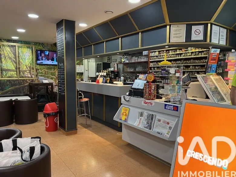 Local commercial 60 m² · à Caen · 60 m² · 140 000 €