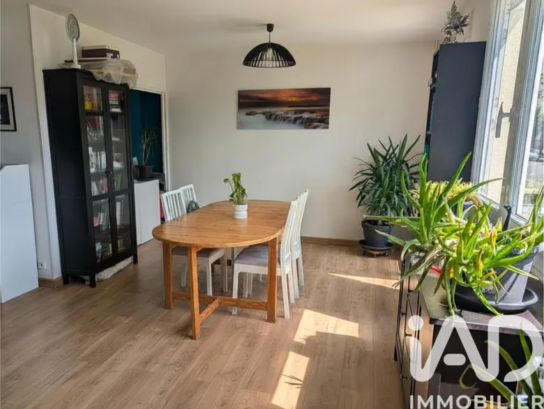 Appartement 3 pièces 69 m² · à Joué-lès-Tours · 69 m² · 147 000 €