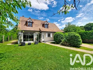 House in Aviron (27930)