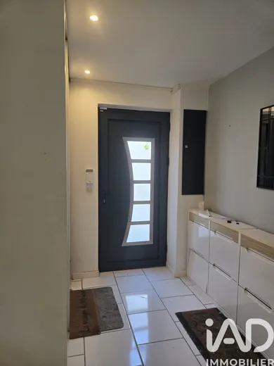 Townhouse in Sens (89100)