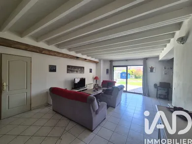 Maison de campagne à Lixy (89140)