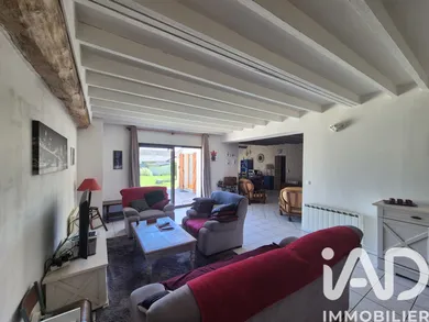 Maison de campagne à Lixy (89140)