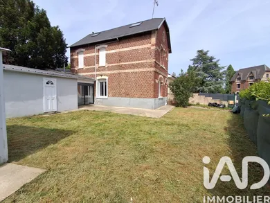 Maison de ville à Saint-Quentin (02100)