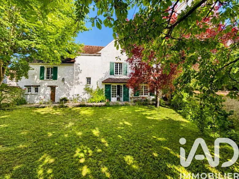 Maison 5 pièces 158 m² · à Augerville-la-Rivière · 158 m² · 250 000 €