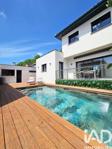 Maison d'architecte à Bompas (66430)