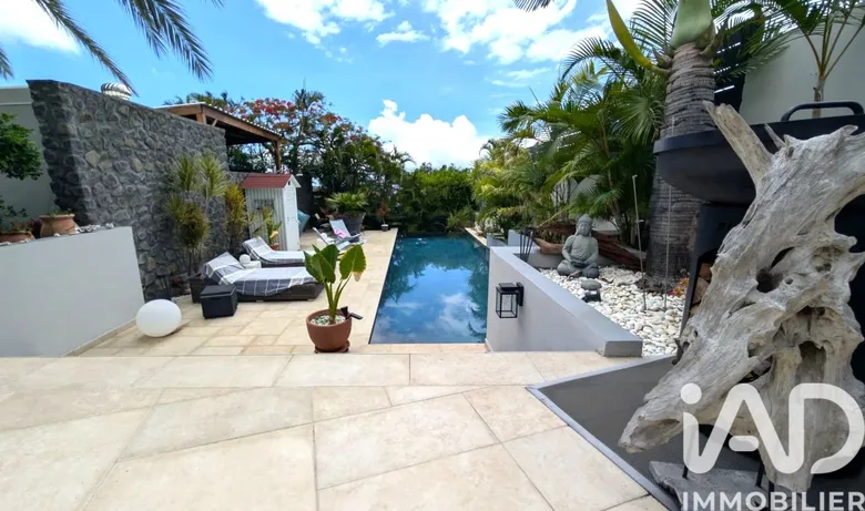 Maison 4 pièces 185 m² · à Saint-Paul · 185 m² · 999 900 €