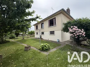 Traditional house in Villiers-en-Lieu (52100)