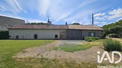 Maison à Saint-Mamet-la-Salvetat (15220)