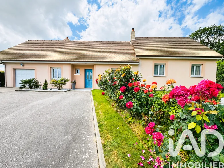 Maison 4 pièces 143 m² · à Ambrumesnil · 143 m² · 305 000 €