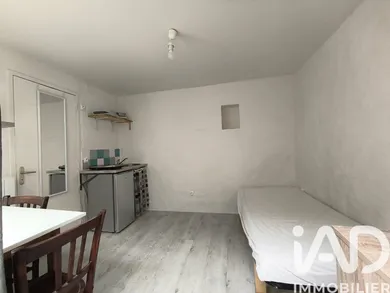 Apartment in Angers (49100)
