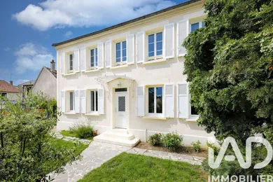 Maison de ville à Vaux-le-Pénil (77000)