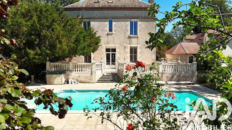 Maison 10 pièces 285 m² · à Sornay · 285 m² · 450 000 €
