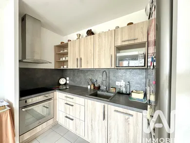 Apartment in Noisy-le-Sec (93130)