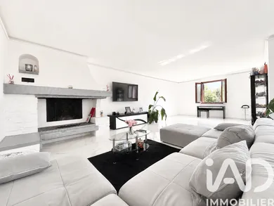 Maison de village à Liverdy-en-Brie (77220)