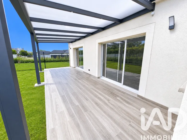 Maison 5 pièces 130 m² · à Corquilleroy · 130 m² · 279 990 €