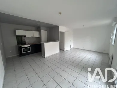 Apartment in Roubaix (59100)