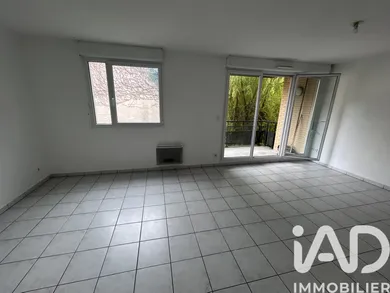 Apartment in Roubaix (59100)
