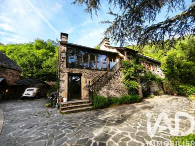 Maison de campagne à Estaing (12190)