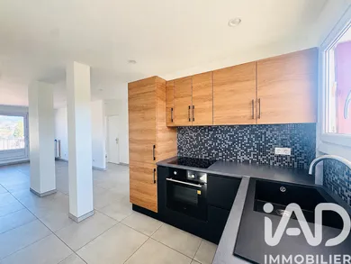Appartement à Saint-Étienne (42000)
