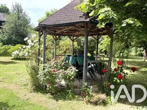 Architectural house in FRESNE LE PLAN (76520)