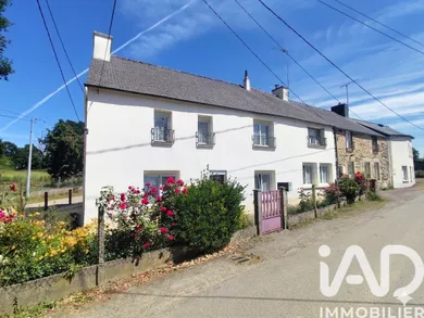 Maison de village à Bains-sur-Oust (35600)