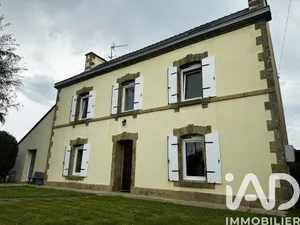 Traditional house in Beuzec-Cap-Sizun (29790)