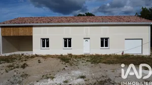 House in Saint-Christophe-de-Double (33230)
