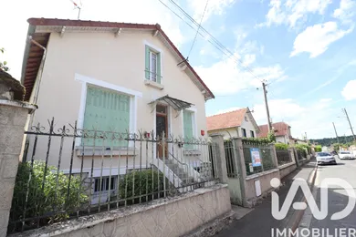 Maison à Thomery (77810)