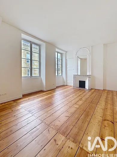 Apartment in Bordeaux (33000)