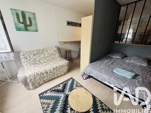 Apartment in La Rochelle (17000)
