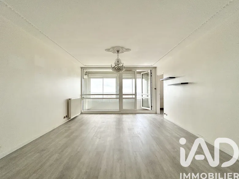 Appartement 5 pièces 101 m² · à Corbeil-Essonnes · 101 m² · 172 000 €