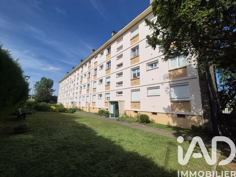 Appartement 4 pièces 72 m² · à Saint-Étienne-du-Rouvray · 72 m² · 111 000 €