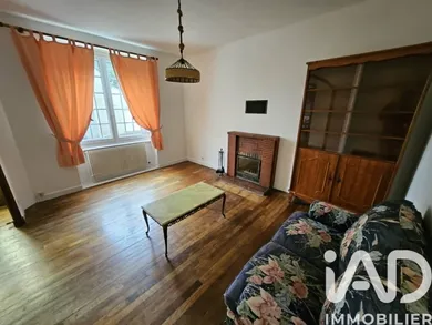 Maison à CLEDEN POHER (29270)