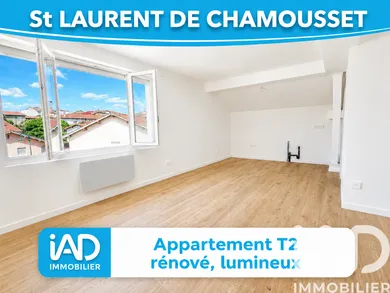 Apartment in Saint-Laurent-de-Chamousset (69930)