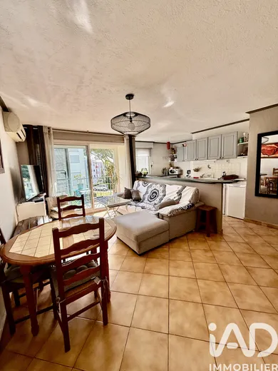 Appartement à Saint-Laurent-du-Var (06700)