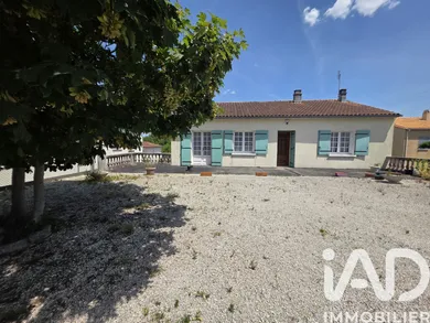 Detached house in Aigre (16140)