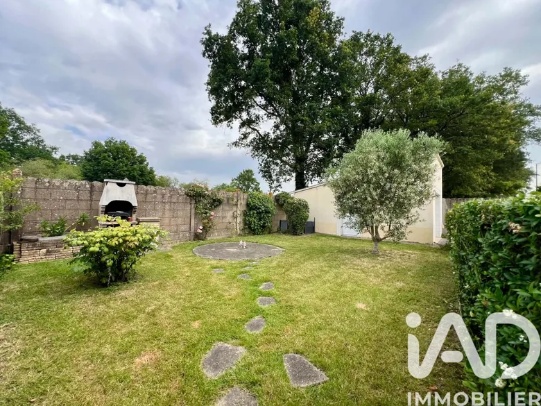 Maison 5 pièces 97 m² · à Saint-Jacques-de-la-Lande · 97 m² · 284 500 €