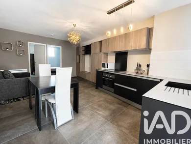 Appartement à La Tour-de-Salvagny (69890)