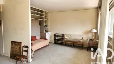 Apartment in Garches (92380)