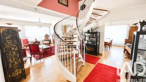 Duplex à Courbevoie (92400)