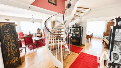 Duplex à Courbevoie (92400)