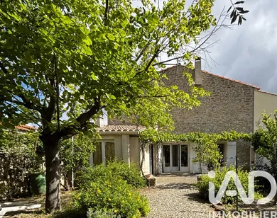 Village house in Saint-Laurent-de-la-Cabrerisse (11220)