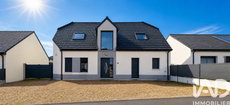 Maison 5 pièces 143 m² · à Sains-en-Gohelle · 143 m² · 325 000 €