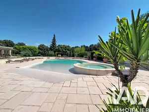 House in Carpentras (84200)