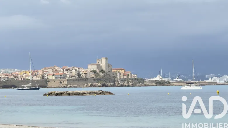 Appartement 3 pièces 76 m² · à Antibes · 76 m² · 895 000 €